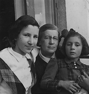 Eta%2c+Fruma%2c+Naomi+++Kaunas