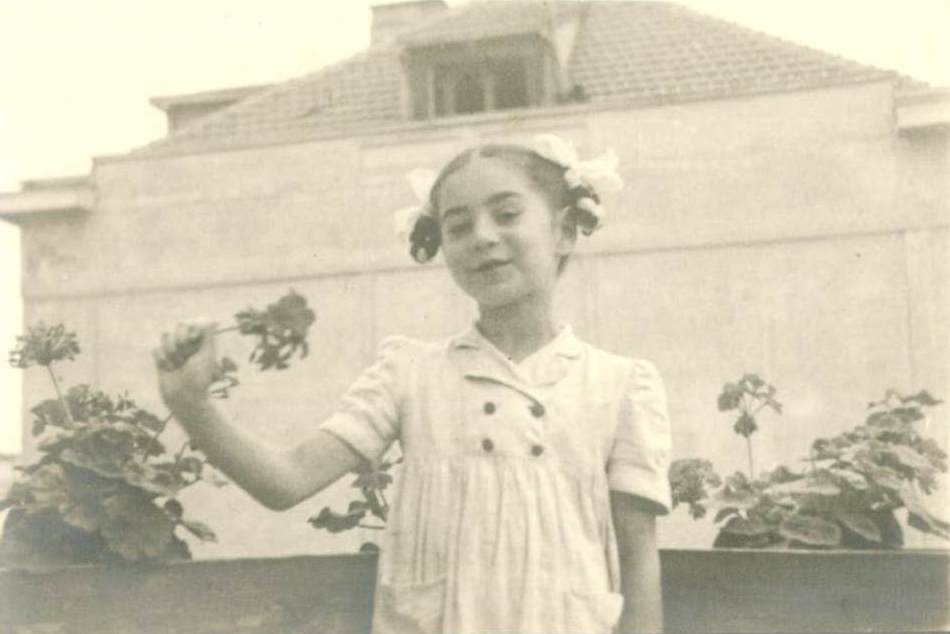 Margalita Stenderytė, 1945